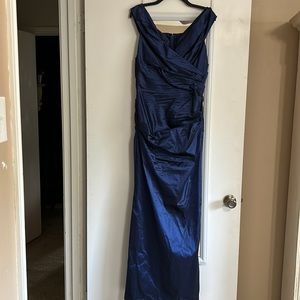 Ricki Freeman for Teri Jon size 10 long dress